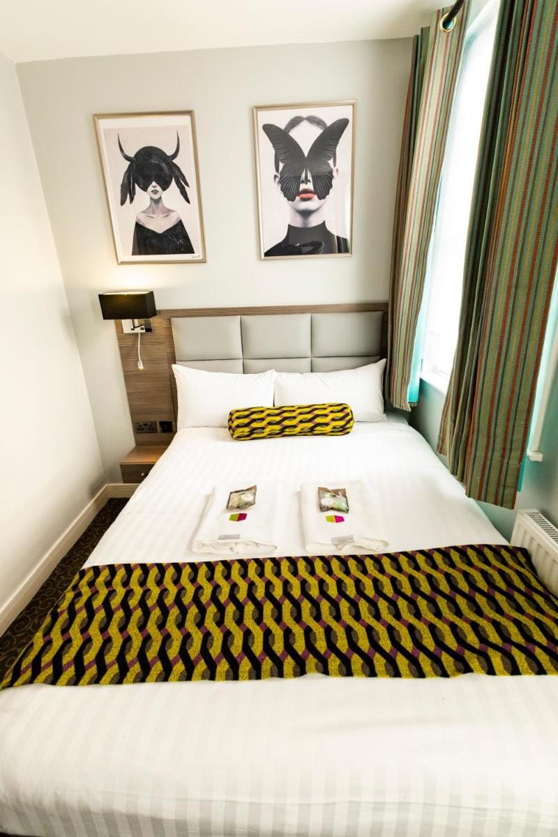 Comfotel PRPL Bed and Breakfast in London