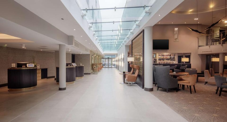 DoubleTree By Hilton London Heathrow Hotel in Hounslow