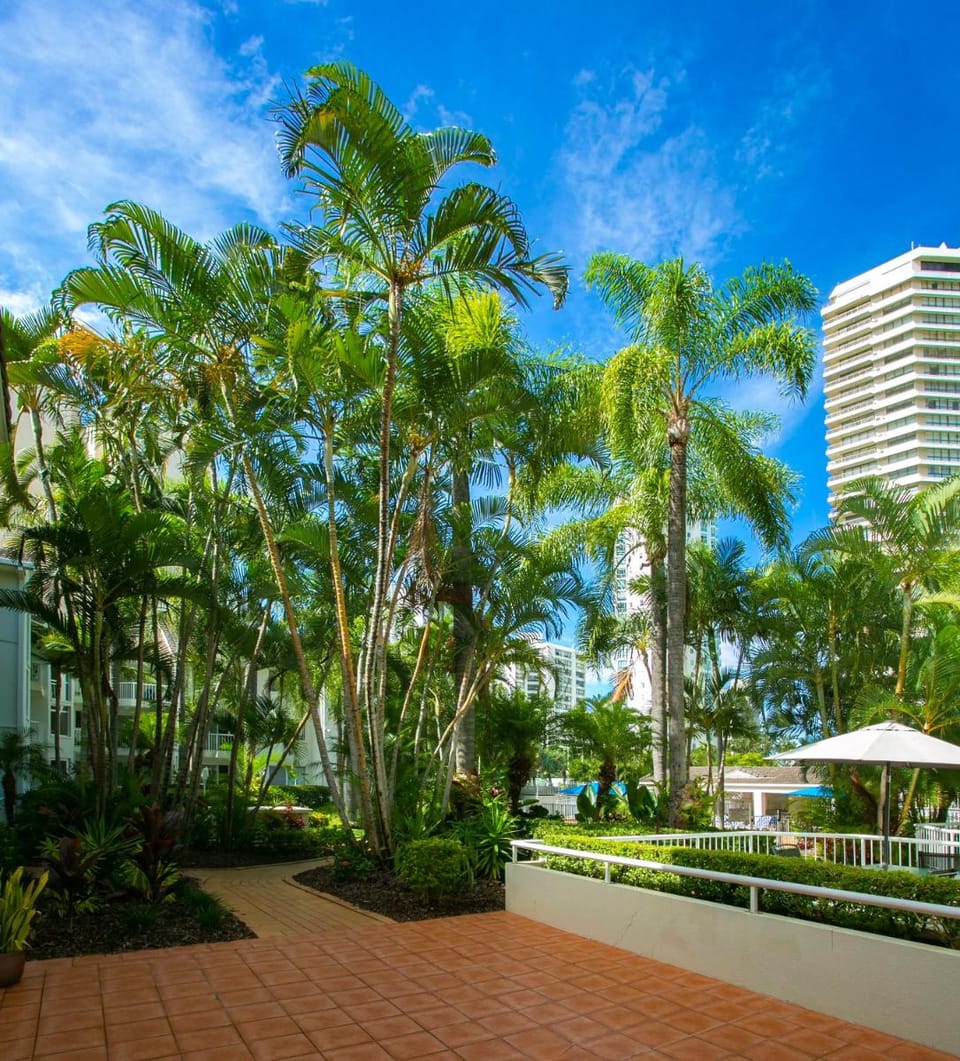 Chidori Court Apartment hotel in Surfers Paradise