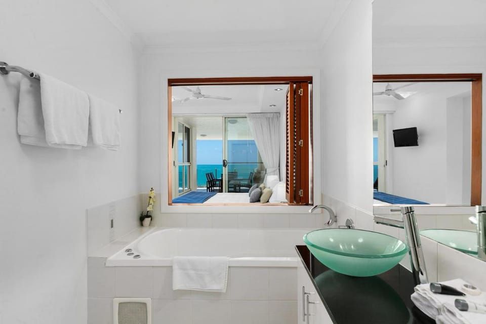 Bellevue At Trinity Beach Apartment hotel in Cairns