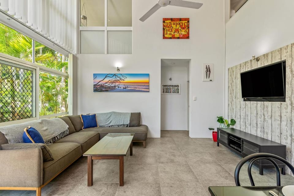 Tropical Nites Holiday Townhouses Resort in Port Douglas