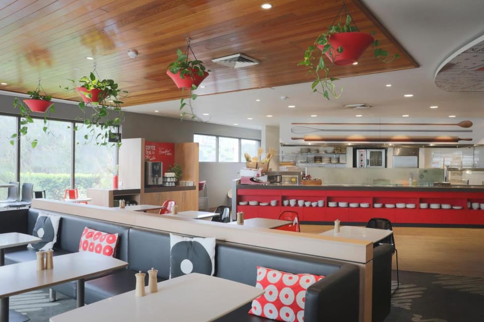 Ibis Sydney Airport Hotel Hotel in Mascot