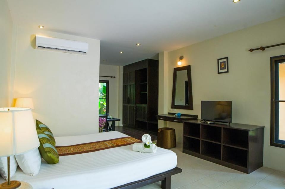 Princess Kamala Beachfront Hotel - SHA Extra Plus Resort in Kamala