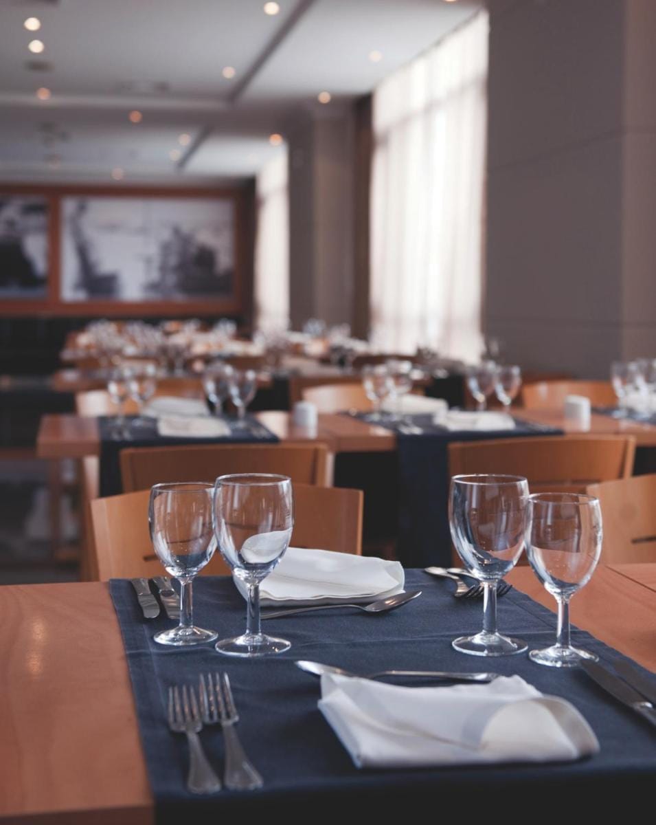 Vila Gale Porto Hotel in Porto