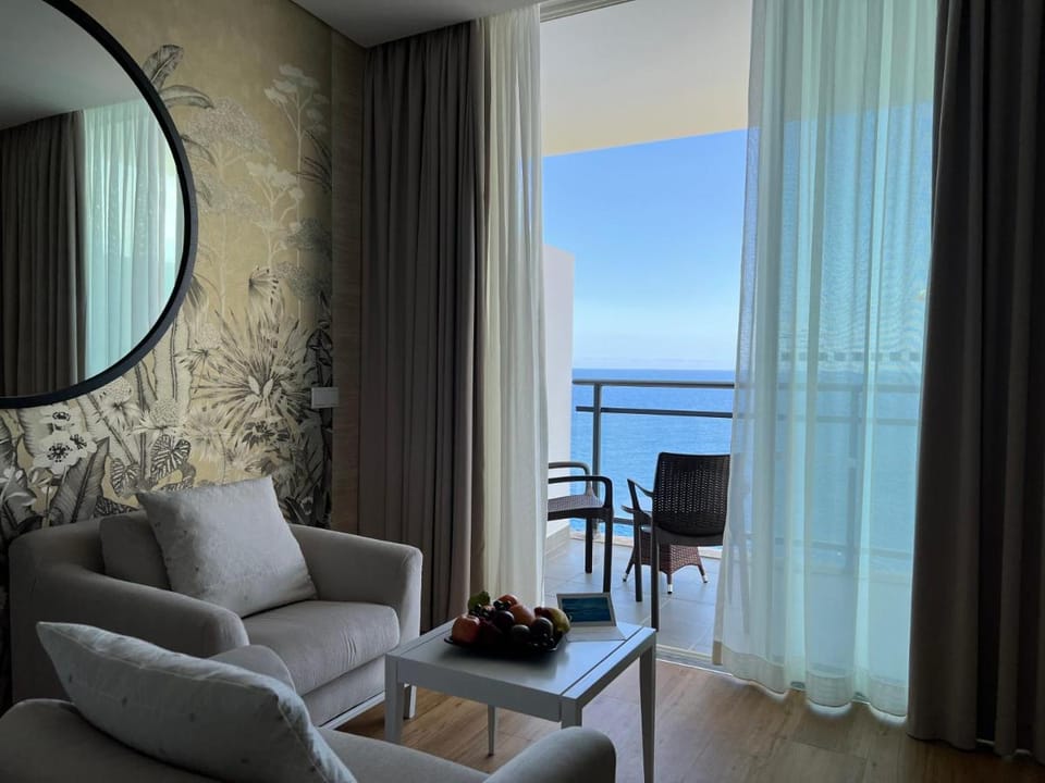 VidaMar Resort Hotel Madeira - Dine Around Half Board Hotel in Madeira District