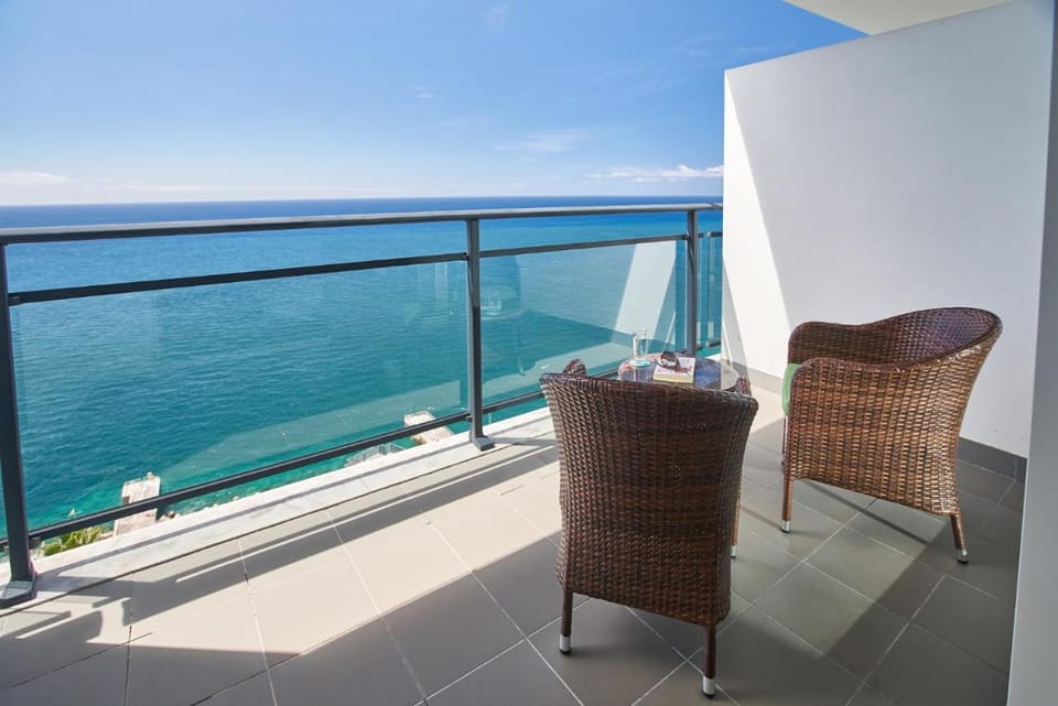 VidaMar Resort Hotel Madeira - Dine Around Half Board Hotel in Madeira District