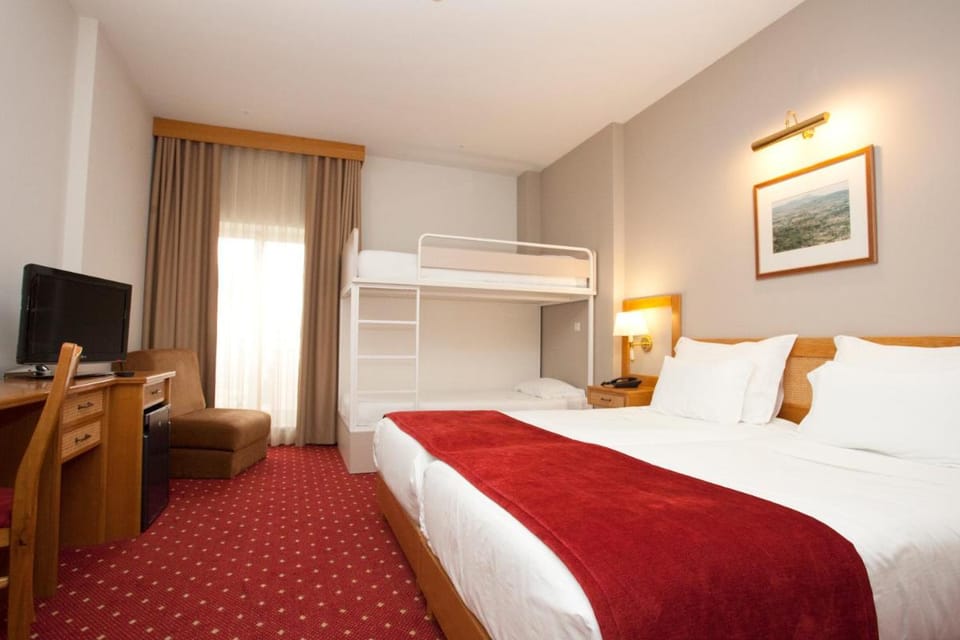 Hotel Rainha D. Amélia, Arts & Leisure Hotel in Extremadura, Spain