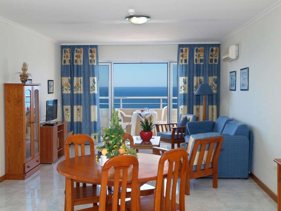 Apartamentos Jardins da Rocha Apartment hotel in Portimao