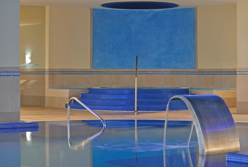 Pestana Viking Beach & SPA Resort Hotel in Porches
