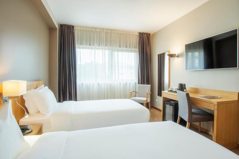 Hf Tuela Porto Hotel in Porto