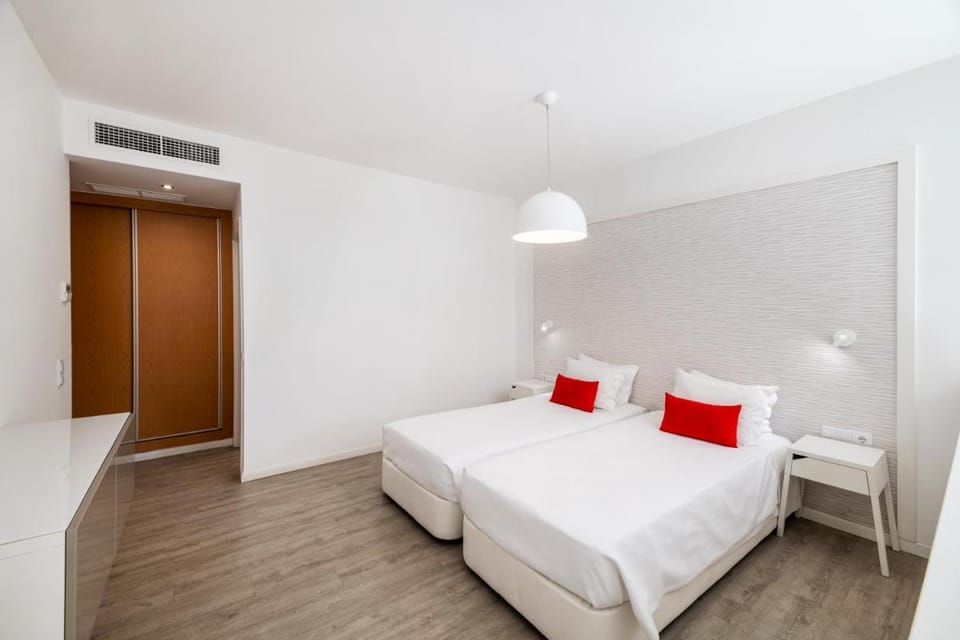AlvorMar Apartamentos Turisticos Apartment hotel in Alvor