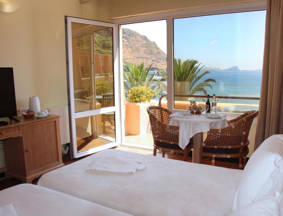 Dom Pedro Madeira Hotel in Madeira District