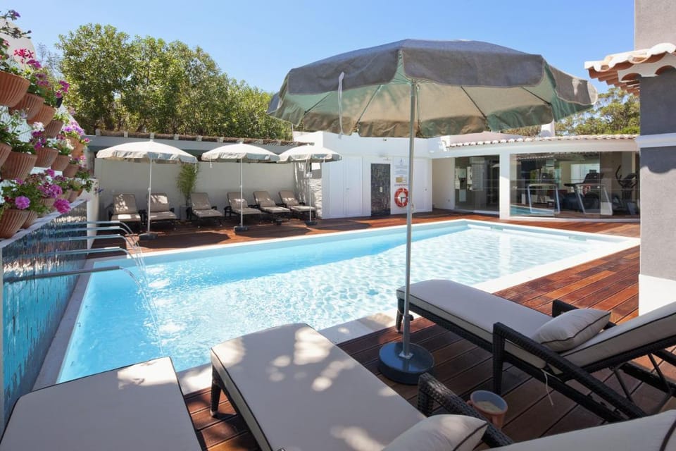 Costa d'Oiro Ambiance Village Hotel in Lagos