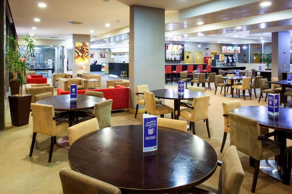 Holiday Inn Express Lisbon-Oeiras By IHG Hotel in Lisbon District