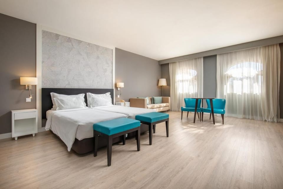 AP Oriental Beach Hotel in Portimao