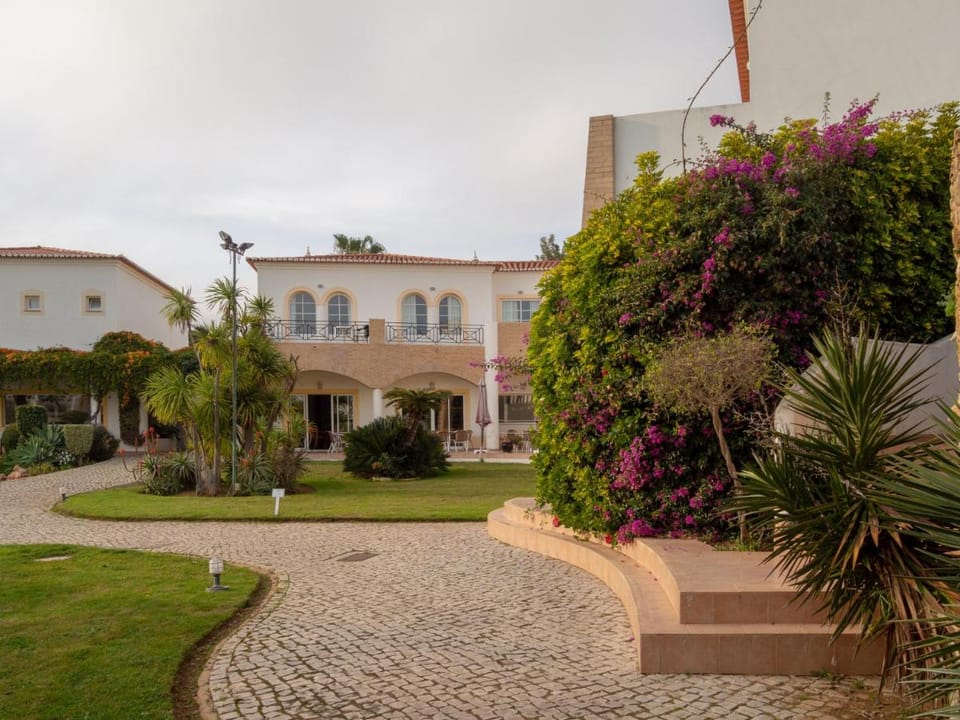 Luz Bay Hotel Hotel in Luz