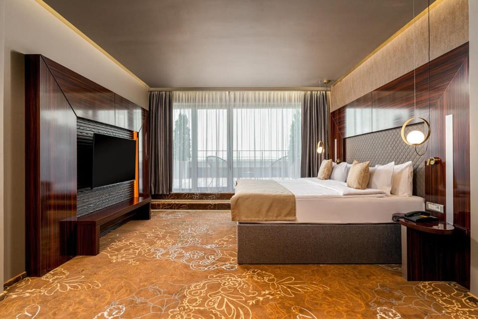 Rin Airport Hotel in Romania