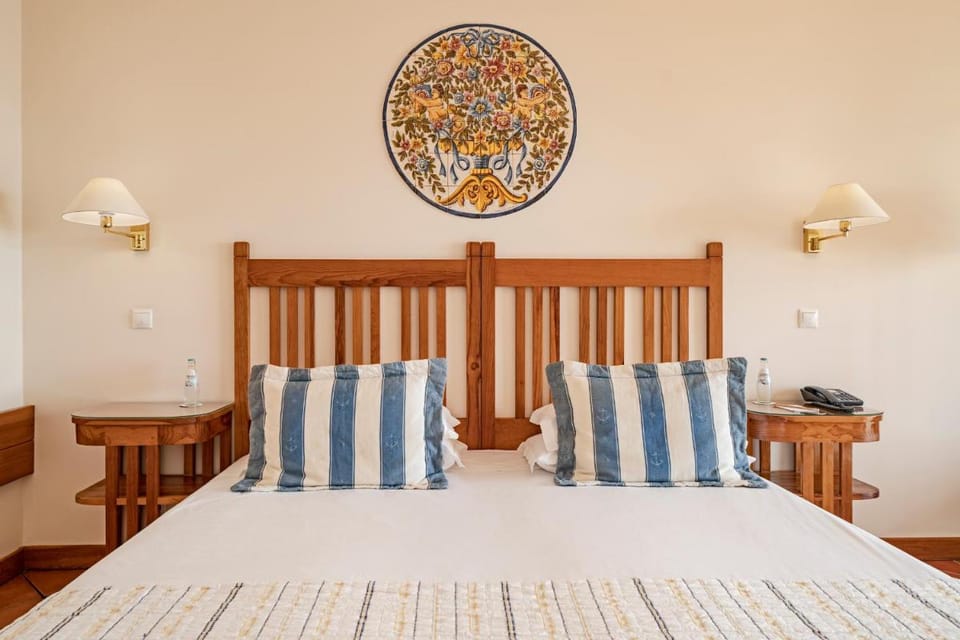 Albatroz Beach & Yacht Club Hotel in Madeira District