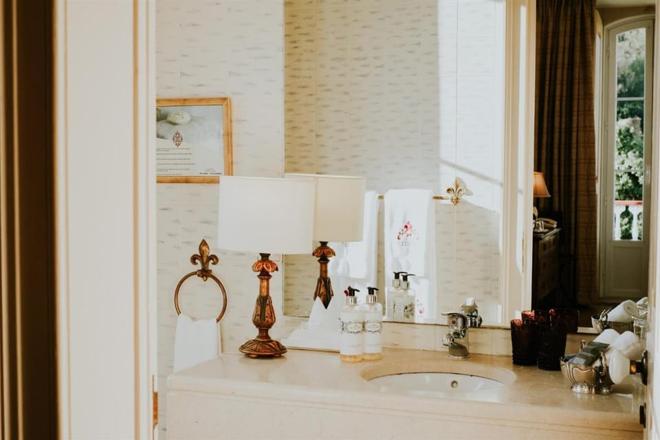 Challet Fonte Nova Bed and Breakfast in Santarém District, Portugal