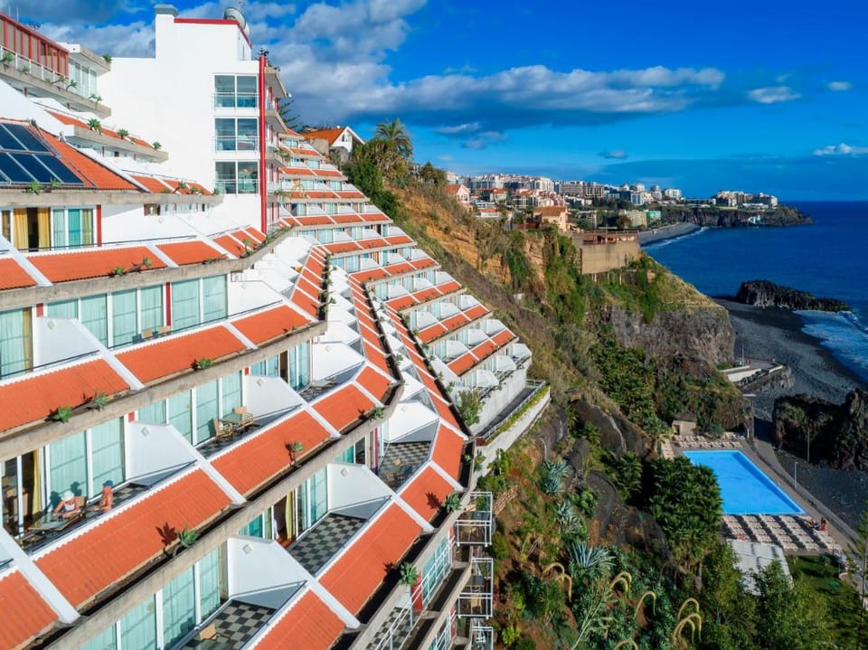 Hotel Orca Praia Hotel in Funchal