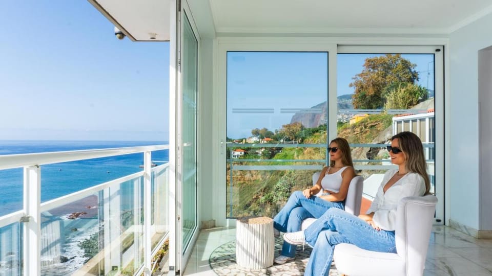 Hotel Orca Praia Hotel in Funchal
