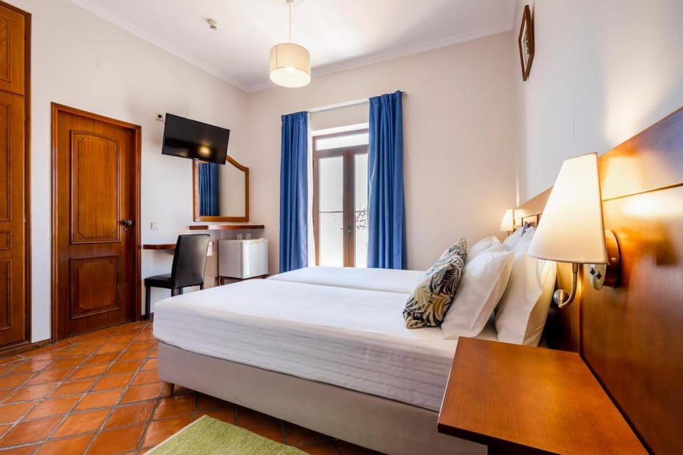 Residencial Mares Bed and Breakfast in Tavira