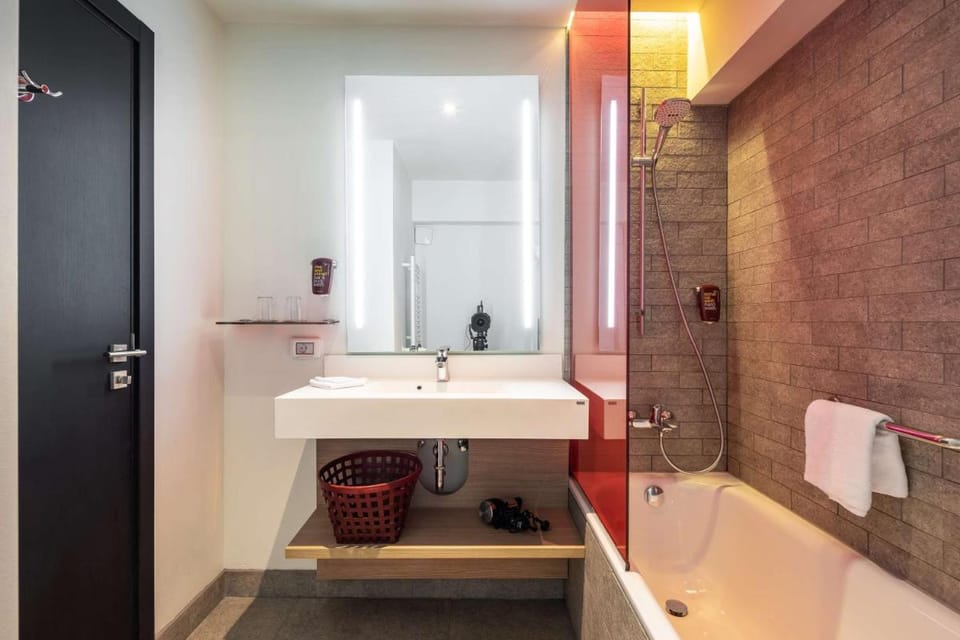Park Inn by Radisson Bucharest Hotel & Residence Apartment hotel in Bucharest