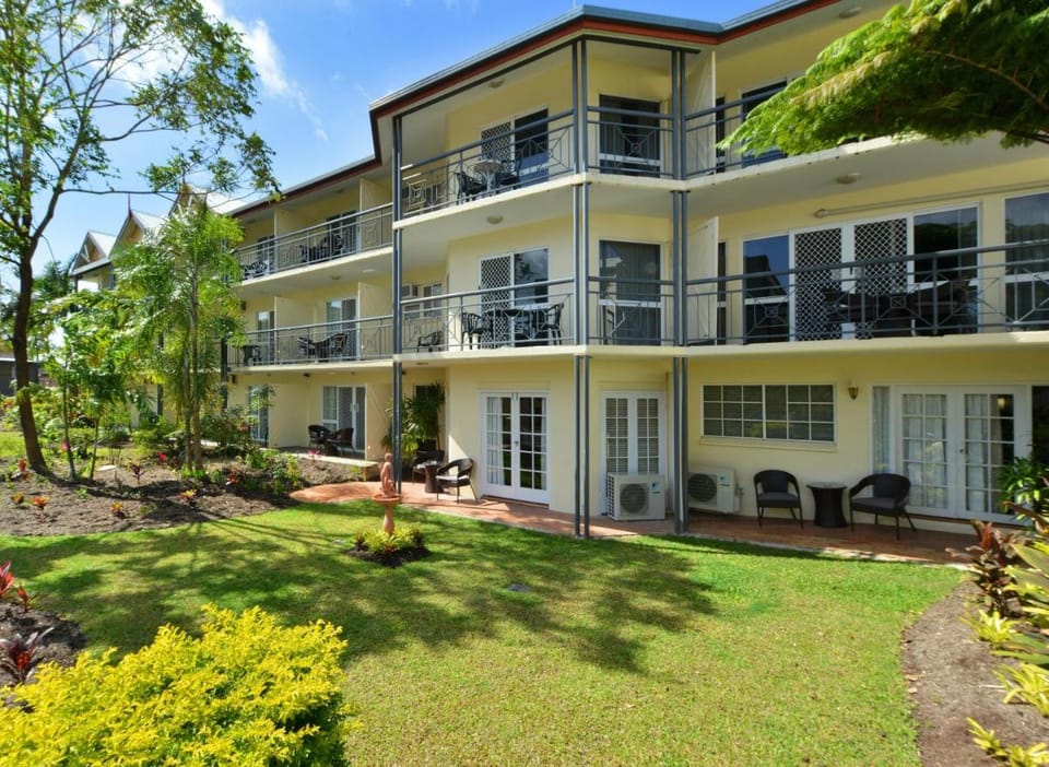 Cairns Queenslander Hotel & Apartments Apartment hotel in Cairns