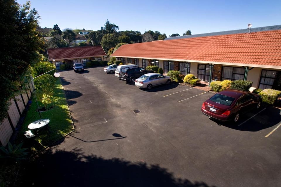 Tudor Court Motor Lodge Motel in Auckland