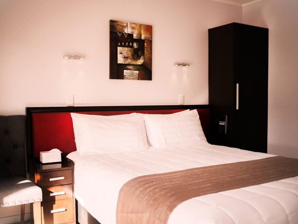 Tudor Court Motor Lodge Motel in Auckland