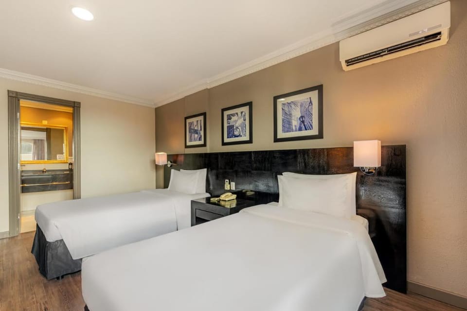 ROCKEFELLER by Slaviero Hotéis Hotel in Curitiba