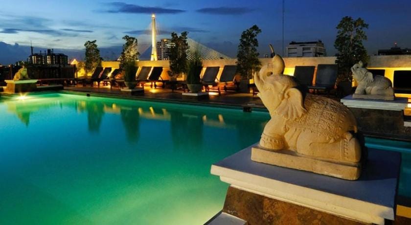 Rambuttri Village Inn & Plaza Inn in Bangkok
