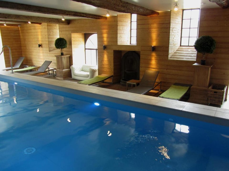 Domaine De Villeray Hotel in Normandy