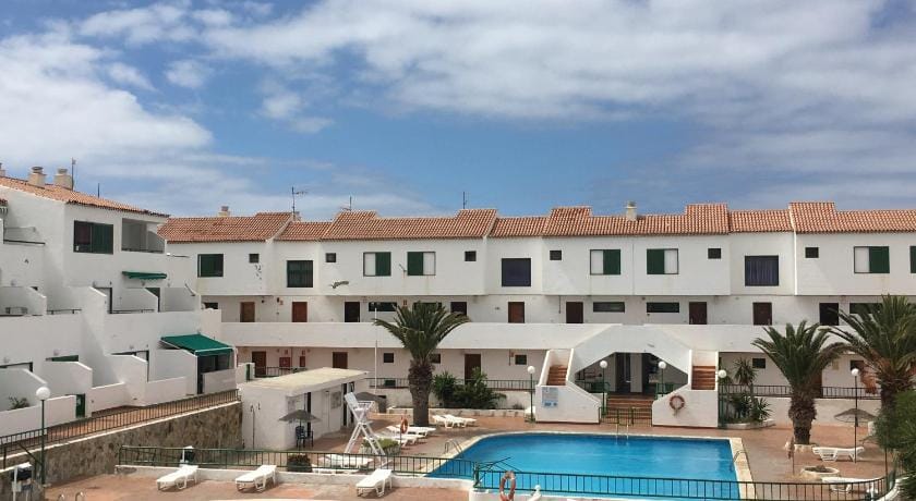 Apartamentos Alondras Park Hotel in Costa del Silencio