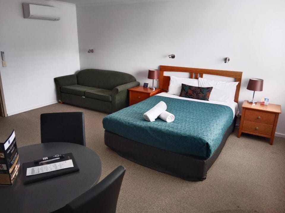 Waves Motel and Apartments Motel in Warrnambool