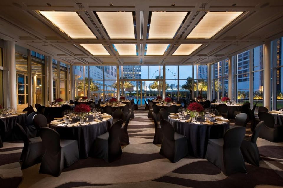 Conrad Singapore Marina Bay Hotel in Singapore