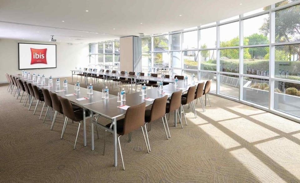 Ibis Melbourne Glen Waverley Hotel Hotel in Glen Waverley