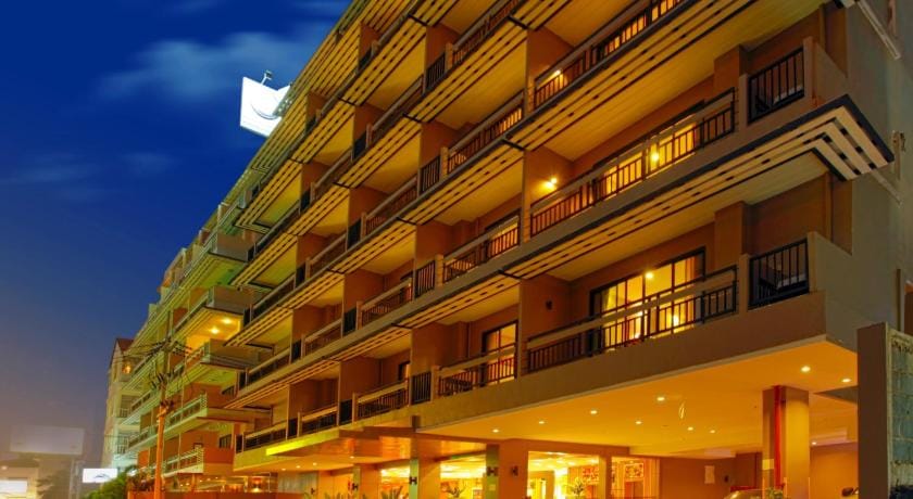 Pattaya Loft Hotel in Pattaya City