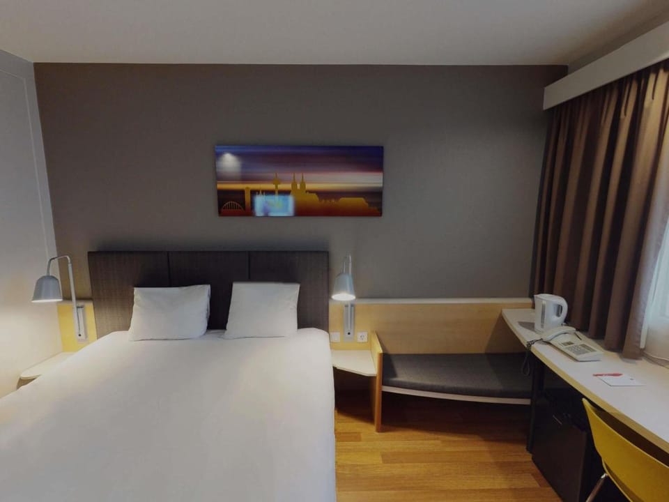 ibis Koeln Airport Hotel in Cologne