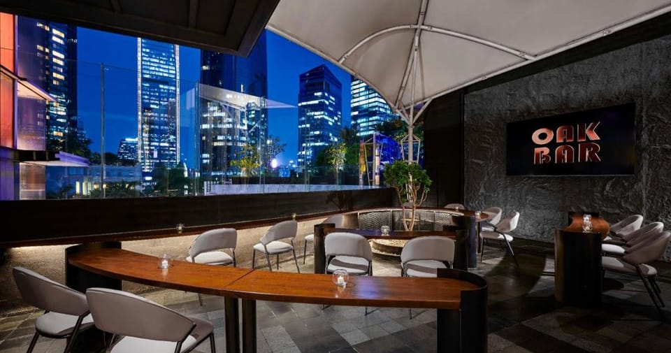 Oakwood Premier Cozmo Jakarta Apartment in South Jakarta City