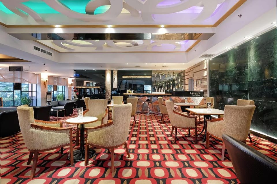 Sunlake Waterfront Resort & Convention Hotel in Jakarta