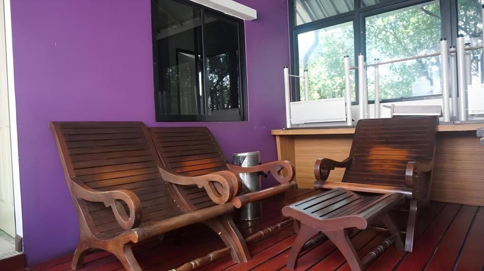 Erawan House Bed and Breakfast in Bangkok