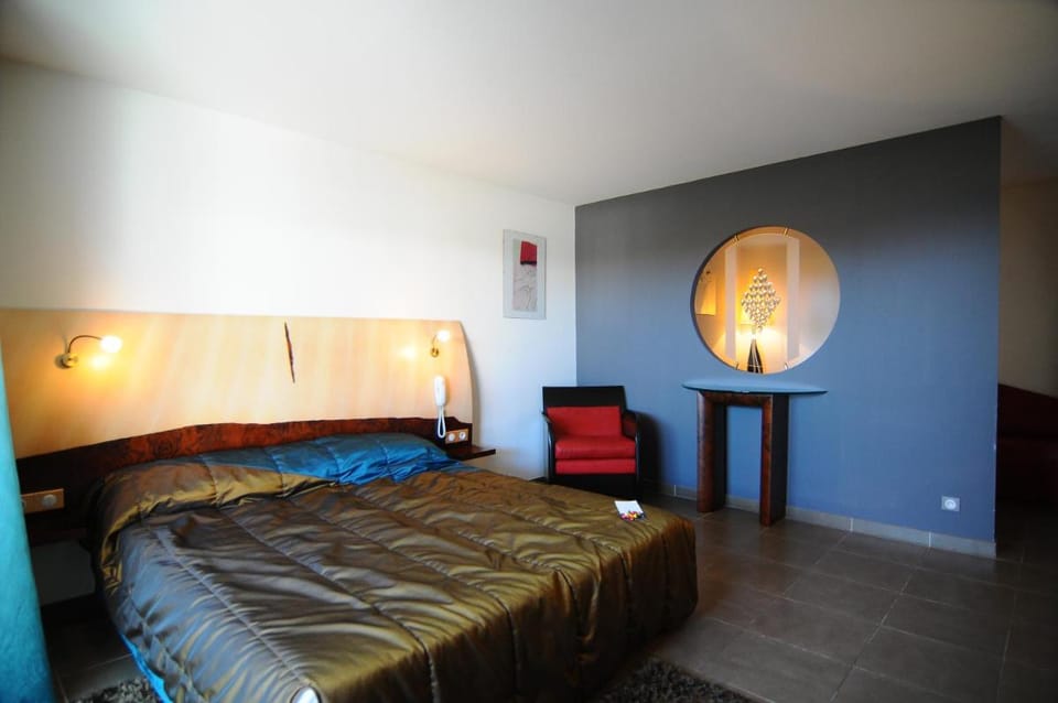 Logis HÃ´tel La Fauceille Hotel in Perpignan