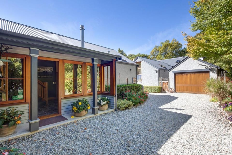 Arrowtown House Boutique Hotel Bed and Breakfast in Arrowtown