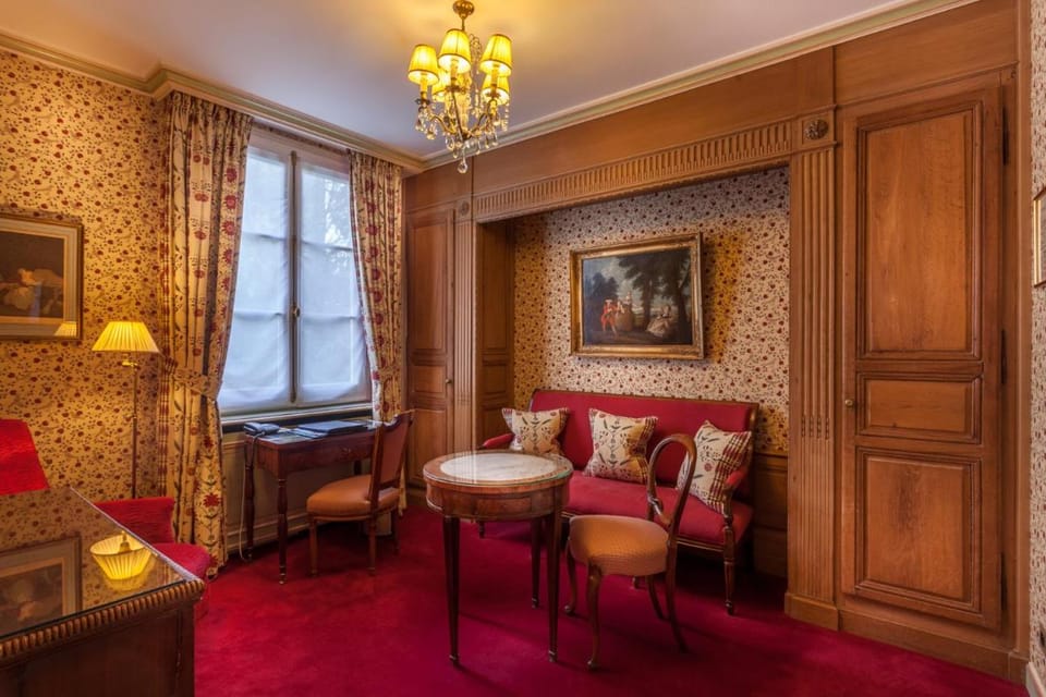 Hotel Duc De St-Simon Hotel in Paris
