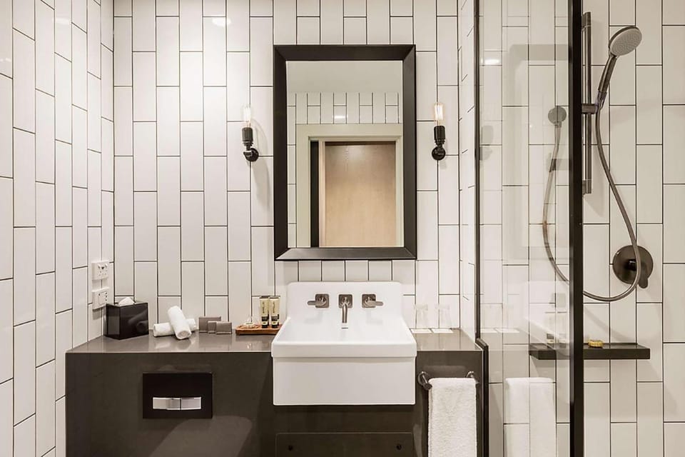 DoubleTree By Hilton Hotel Melbourne - Flinders Street Hotel in Melbourne
