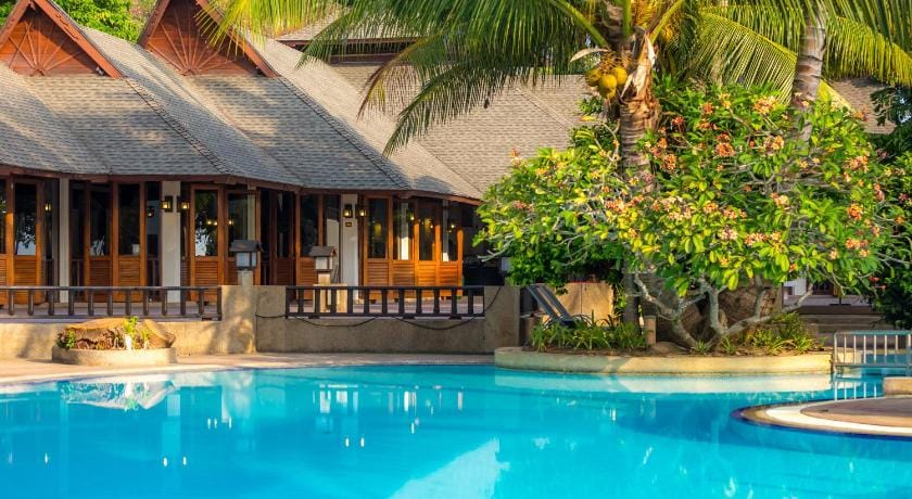 Phi Phi Holiday Resort-SHA Extra Plus Resort in Krabi Changwat