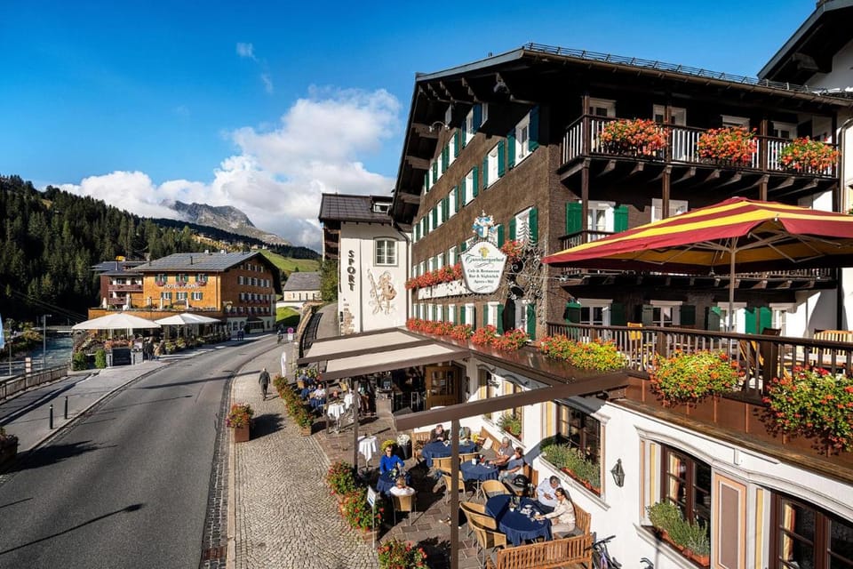 Hotel Tannbergerhof Hotel in Lech