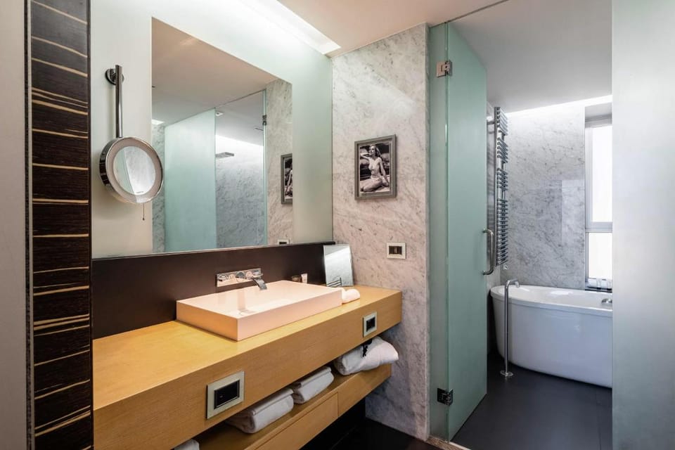 Romeo hotel Hotel in Naples