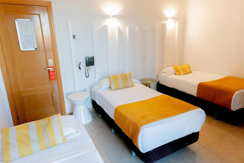 Hostal Josefina-Gran Vía Hostel in Centro
